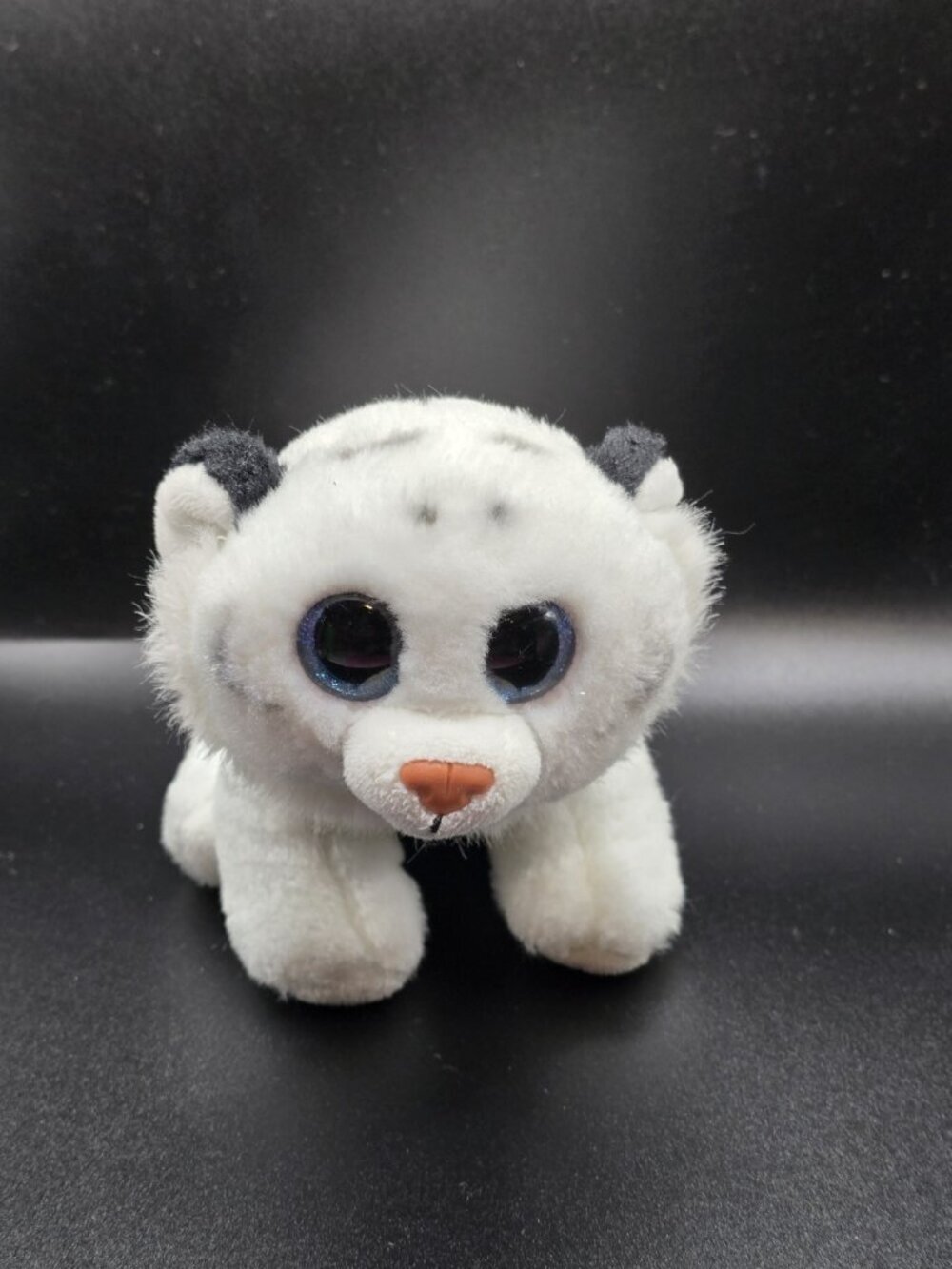 TY Beanie Baby - TUNDRA the White Tiger (6 Inch) Plush Stuffed Animal